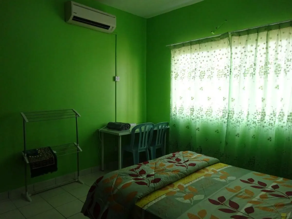 Al Imam'S Homestay Near Sunway Lagoon Petaling Jaya Malaysia